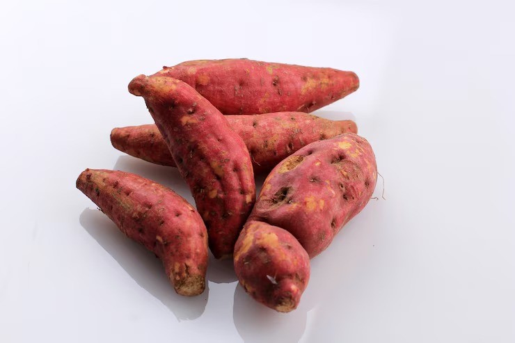 manfaat ubi untuk anak, vitamin A untuk anak, makanan sehat anak, ubi jalar untuk MPASI, camilan sehat anak, ubi vs wortel, menu ibu muda, superfood lokal